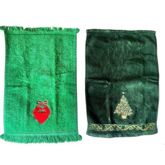 Cannon & St. Nicholaus Christmas Hand Towels With Embroidered Heart & Tree Desig - Picture 1 of 16